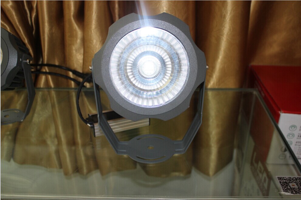 LED¿ϴ10W 
P(gun)I: